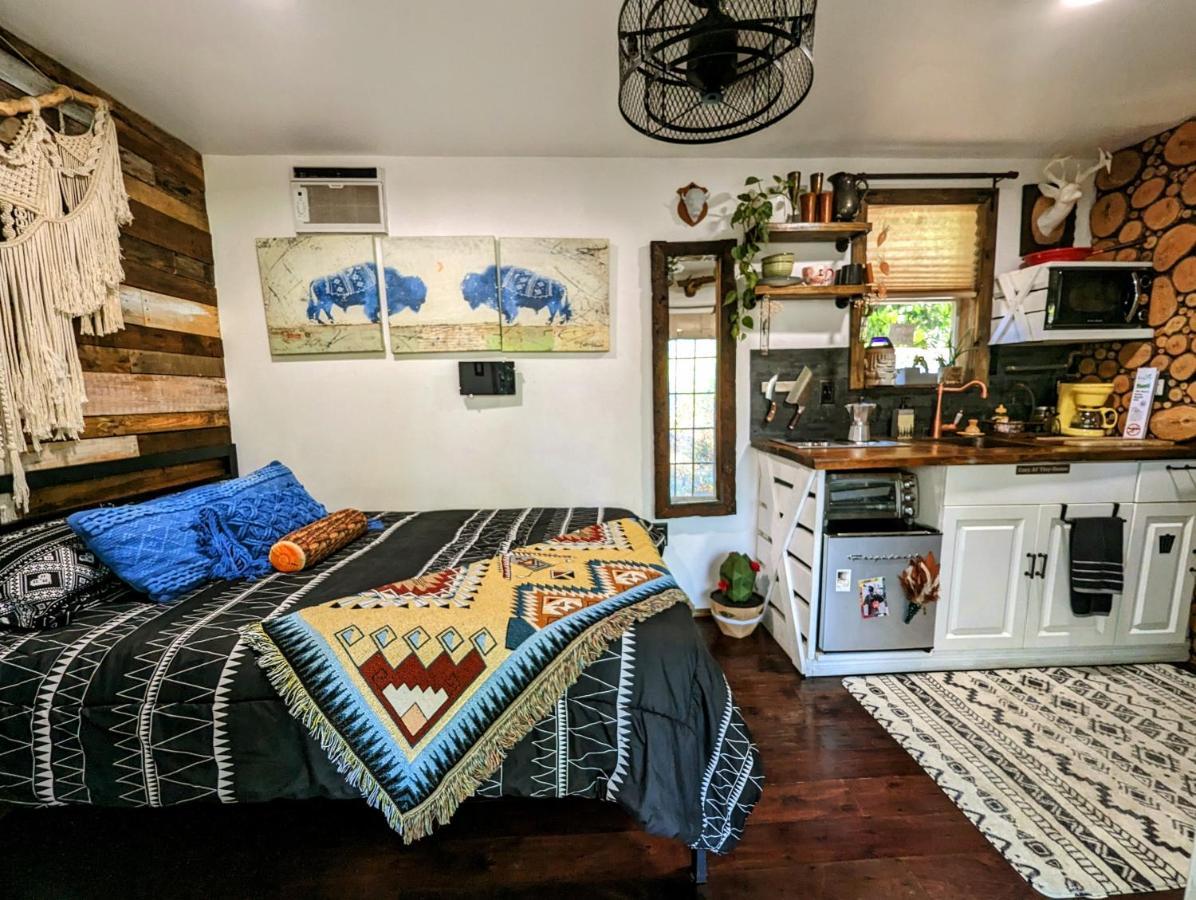 Cozy Af Tiny-House Oasis Villa Tampa Bagian luar foto