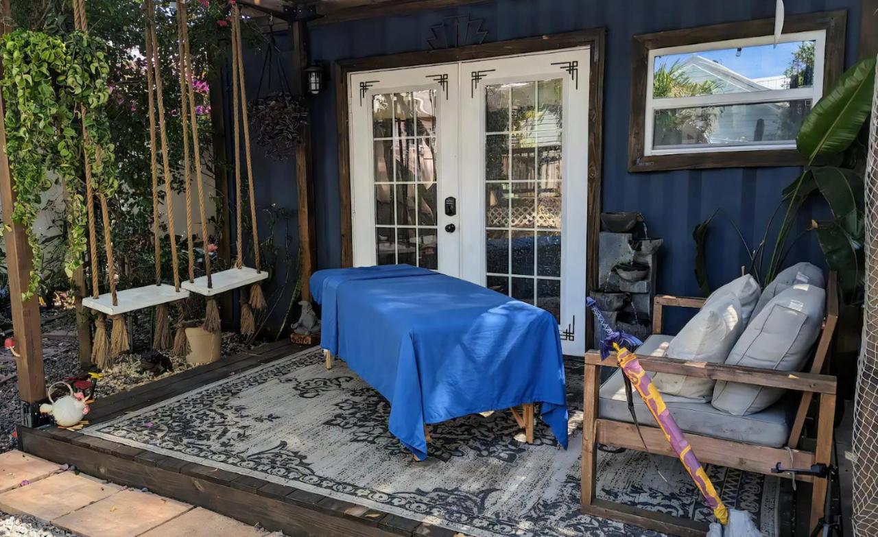 Cozy Af Tiny-House Oasis Villa Tampa Bagian luar foto